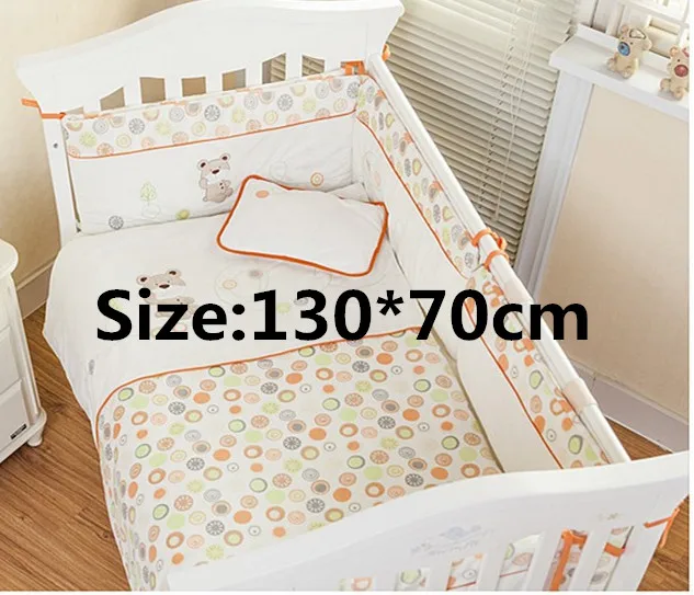 size 130 70cm Акция! Бархат Съемный Детские кроватки Бамперы для автомобиля к кровати Постельное белье для новорожденных Носки с рисунком медведя из мультика Постельные принадлежности(бампер+ лист+ подушка+ одеяло - Цвет: size 130 70cm