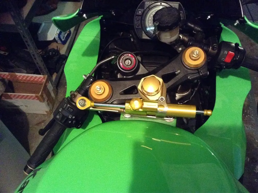 Демпфер рулевой cbr600rr 03 04