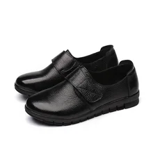 Обувь из натуральной кожи Женские туфли-лодочки обувь без шнуровки для женские лоферы Весна-осень кожа женская обувь на плоской подошве черная обувь Мокасины кроссовки