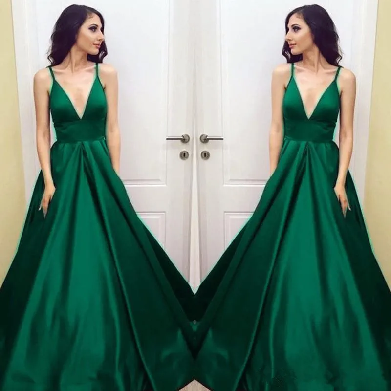 plus size emerald green formal dresses