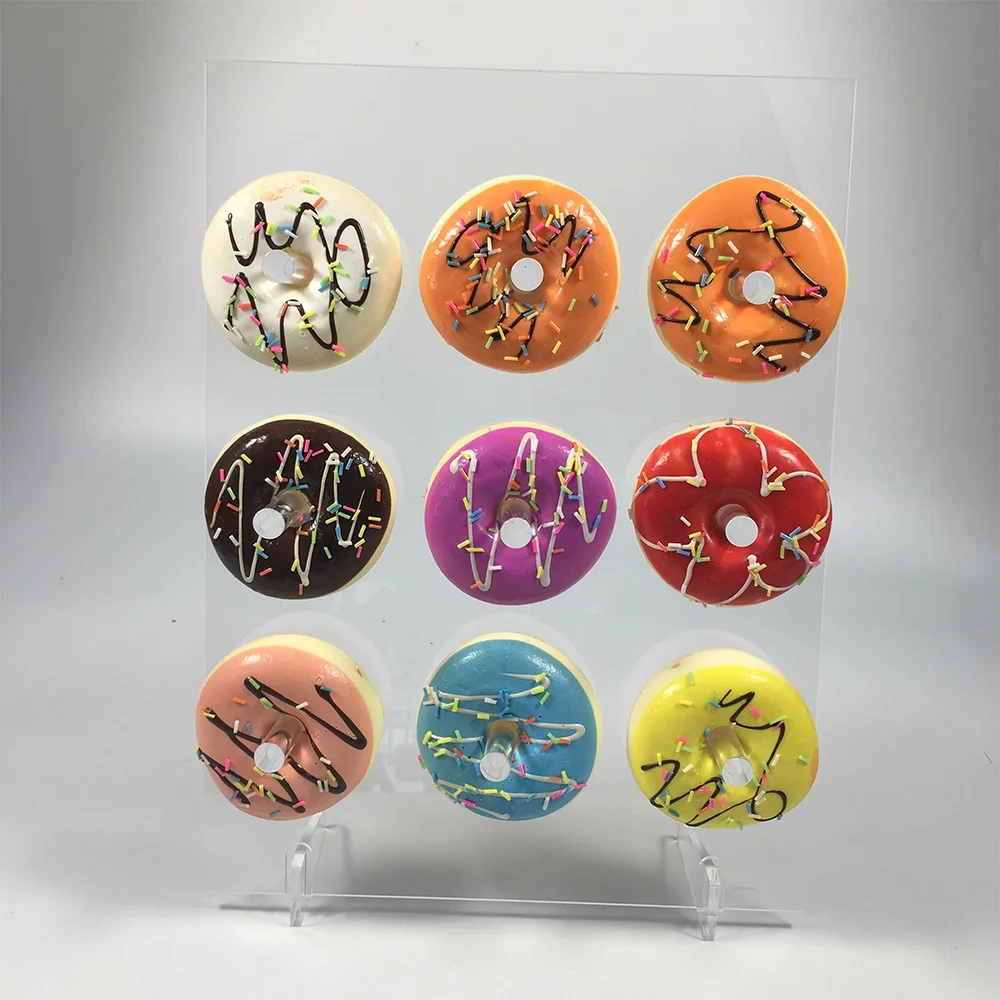 

AILA Acrylic Tabletop Donut 9 Post