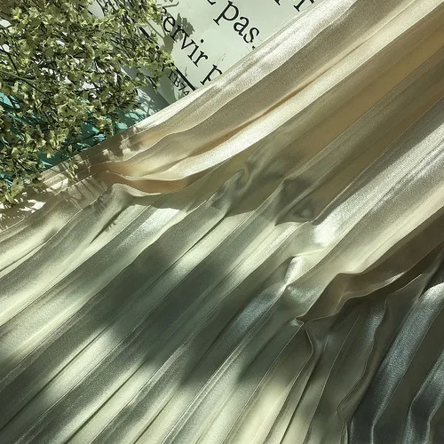Высококлассная однотонная кристальная атласная плиссированная ткань металлическая плиссированная юбка ткань - Цвет: White rice