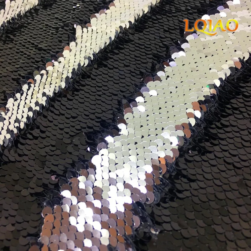 

High Quality 125*45cm Black-Silver Reversible Mermaid Fish Scale Sequin Fabric Sparkly Paillette fabric For Dress/Bikini/Cushion