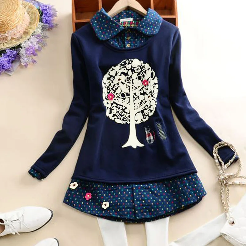 

AREALNA Winter kawaii Sweatshirt Women thicken Pullovers flannel Little Cats And Big Tree Casual hoodies women moletom feminino
