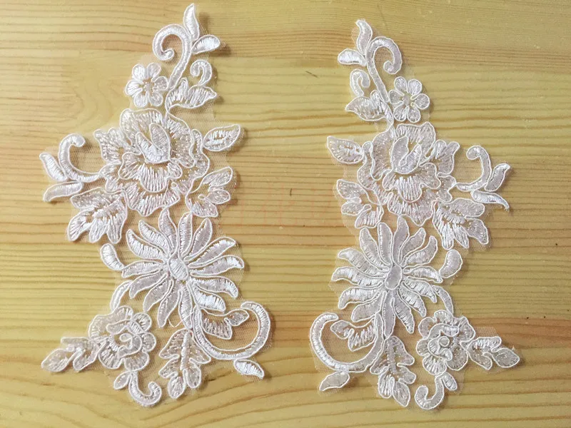 

50pcs Fashion Corded Lace Patch Motifs Wedding Applique Patches Cord Flower Floral Sewing DIY Design TT194
