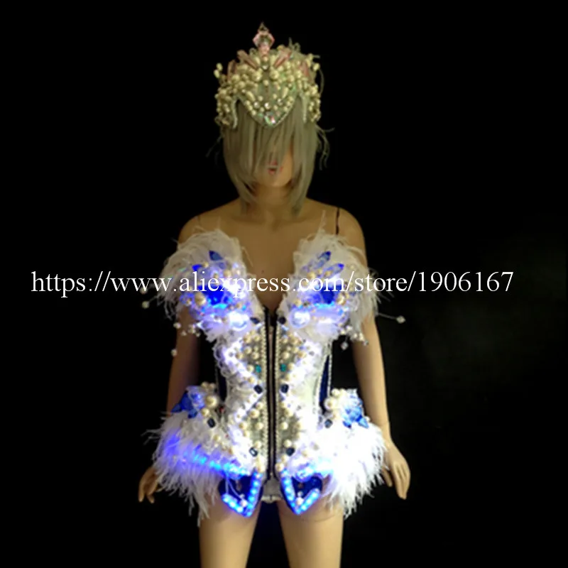 led women costumes01