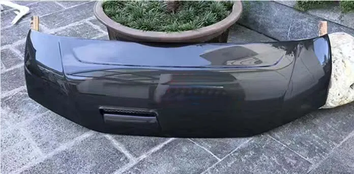 

Carbon Hood Engine Head Cover with Hole For TOYOTA Hiace 200 2014-2017