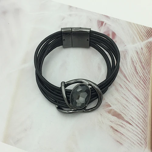 Большой роскошный браслет с кристаллами для женщин, простой удобный браслет с магнитной застежкой, новинка, модное ювелирное изделие - Окраска металла: Black