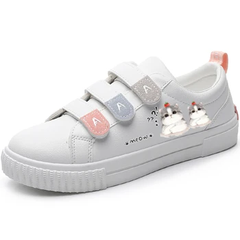 

2019 spring new Korean version of the wild flat lazy female shoes small white casual fashion graffiti shoes women 30