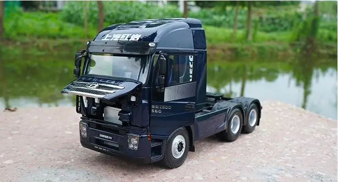 Редкий, изысканный сплав модель 1:24 SAIC-IVECO HONGYAN для трактора, прицепа, грузовика транспортных средств литья под давлением модель для коллекции украшения - Цвет: Синий