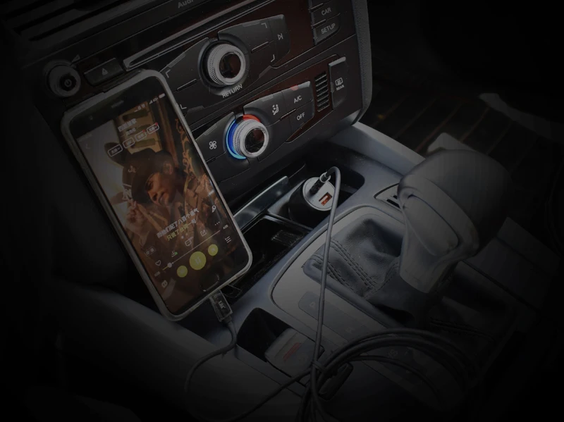 CAR CHARGER 11