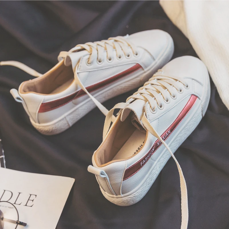 Women Sneakers Female White Shoes Zapatillas Deportivas Mujer Lace Up Students Casual Shoes Chic Sneakers Fashion All Match Red цена Women Sneakers Female White Shoes Zapatillas Deportivas Mujer Lace Up Students Casual Shoes Chic Sneakers Fashion All Match Red цены онлайн