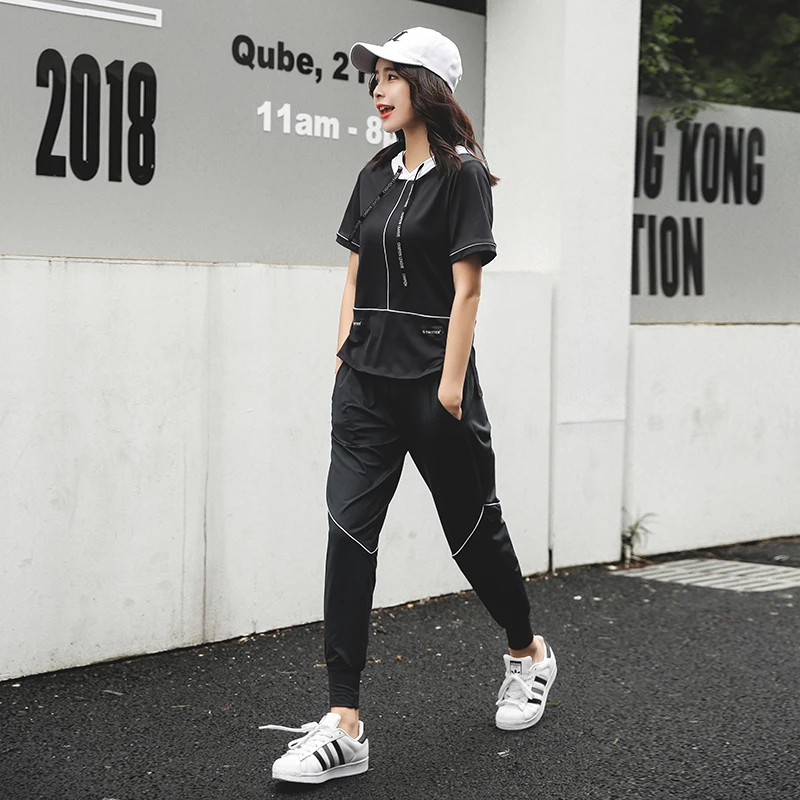 

Yoga Set Women Solid Black White Four PCs Short Sleeves Hoodie+Bra+Shirt Sleeves+Loose Pants Letters Dancing Clothes