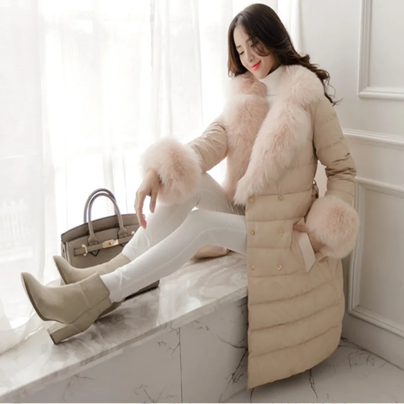 

2019 Hot Sale Faux Fox Large Fur Collar Winter Jacket Women Coat Female Fashion European Style 90% White Duck Down Parka WUJ0735