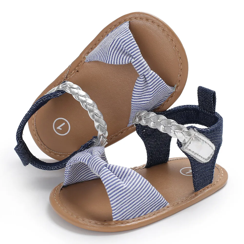 Летняя детская обувь для маленьких девочек бант сладкий Холст Мокасины повседневные Удобная обувь Prewalker сандалии 0-18 м - Цвет: Синий