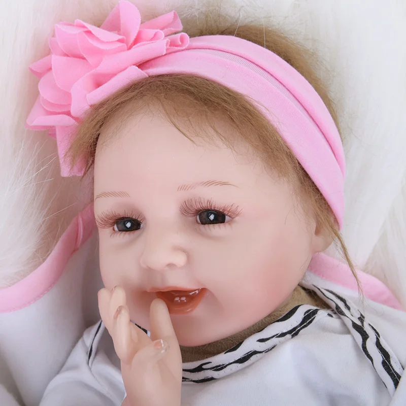 

Lovely Silicone Reborn Baby Doll with Clothes Pacifier 55CM Bebe Reborn Menina Brinquedos Doll Eyes SB5569 bjd Dolls Babies Toys