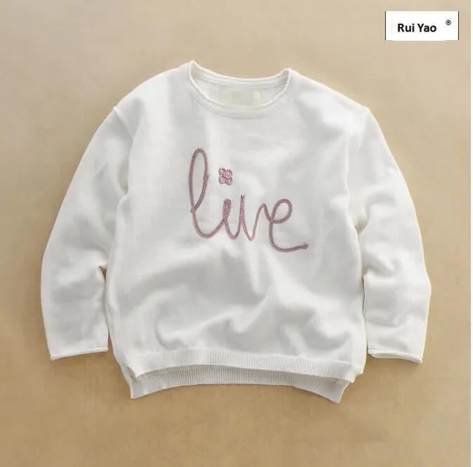Y039 Свитера для девочек одноцветное с белой вышивкой Love пуловер для девочек Детский свитер длинный рукав o-образным вырезом Партия детской одежды