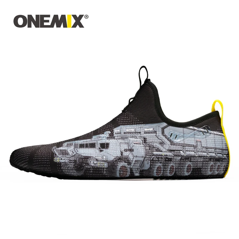 Onemix Fashion Soft Rome Running Shoes 1 Shoes 3 Wear Breathable Black Sneakers Two-Piece Yoga Shoes Summer Water Diving Shoes