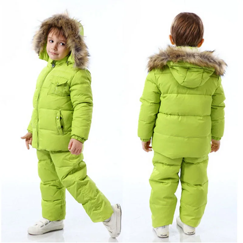 Related Posts Great sale on kids ski clothes, jackets, pants, coats, hats, scarves and more! Kids winter clothing clearance. Shop now for best prices of the season! Free shipping available.