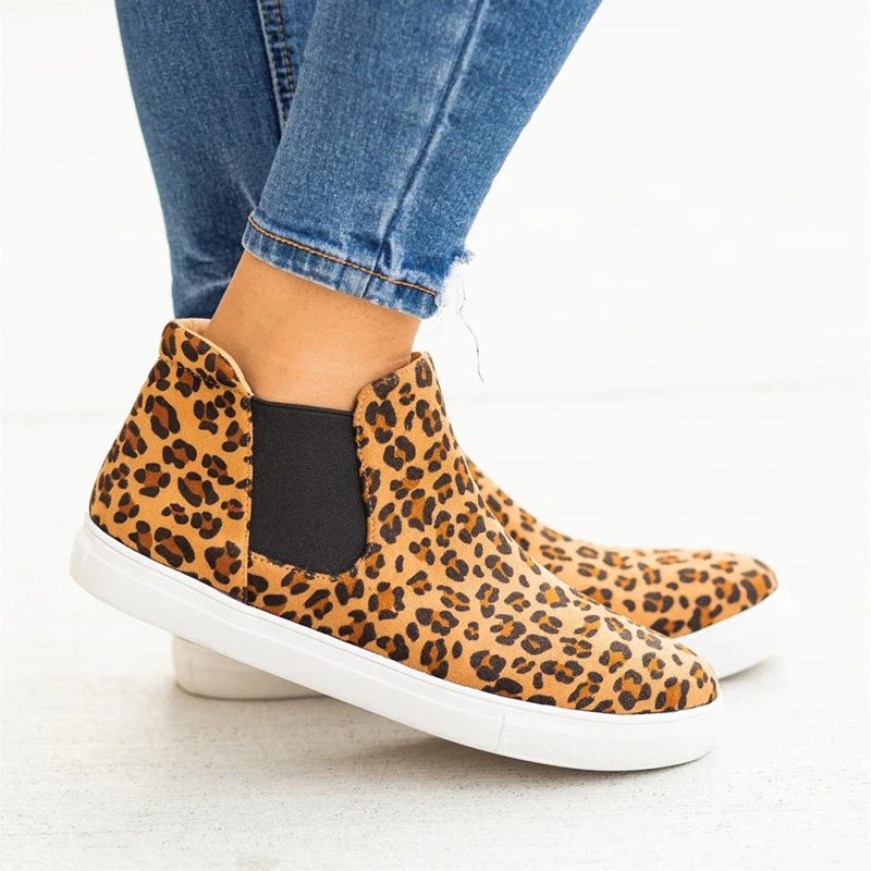 

Oeak drop shipping Leopard flat shoes women Vulcanized shoes women 2019 new fashion short boots Flat For Autumn