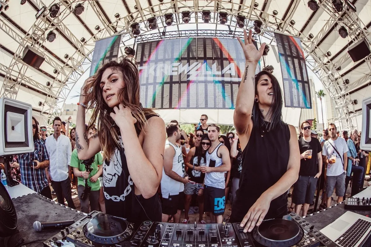 ???????? ?? ??????? photo dj krewella