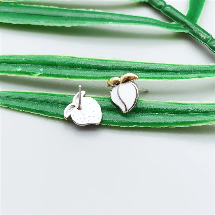 9357977449_823318017