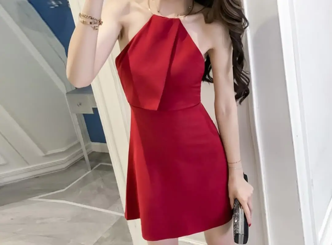 Summer new sexy back dress  metal ring hanging neck slim Asleeveless skirt 2018 Free Shipping