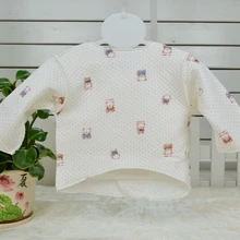 Новорожденного ребенка нижнее белье пальто хлопок Размер 55,60 теплая зимняя одежда для малышей Гигиенические наборы и аптечки Детские 043