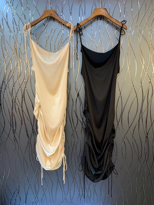 

2019 Early Autumn New Woman's Irregular Wrinkle and Twist Decorative Shoe Shoulder Suspender Long Dress 722