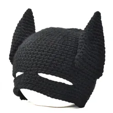 Hot Handmade Winter Beanie Crochet Cool Batman Mask Knitted Hats Helmet EarFlap Men Women Winter Caps Party Gifts gorros