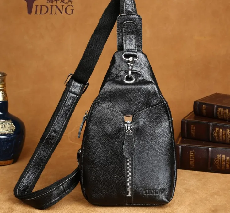 

2018 new men's real leather black chest bags man genuine leather black vintage casual fashion business dress travel chest bag