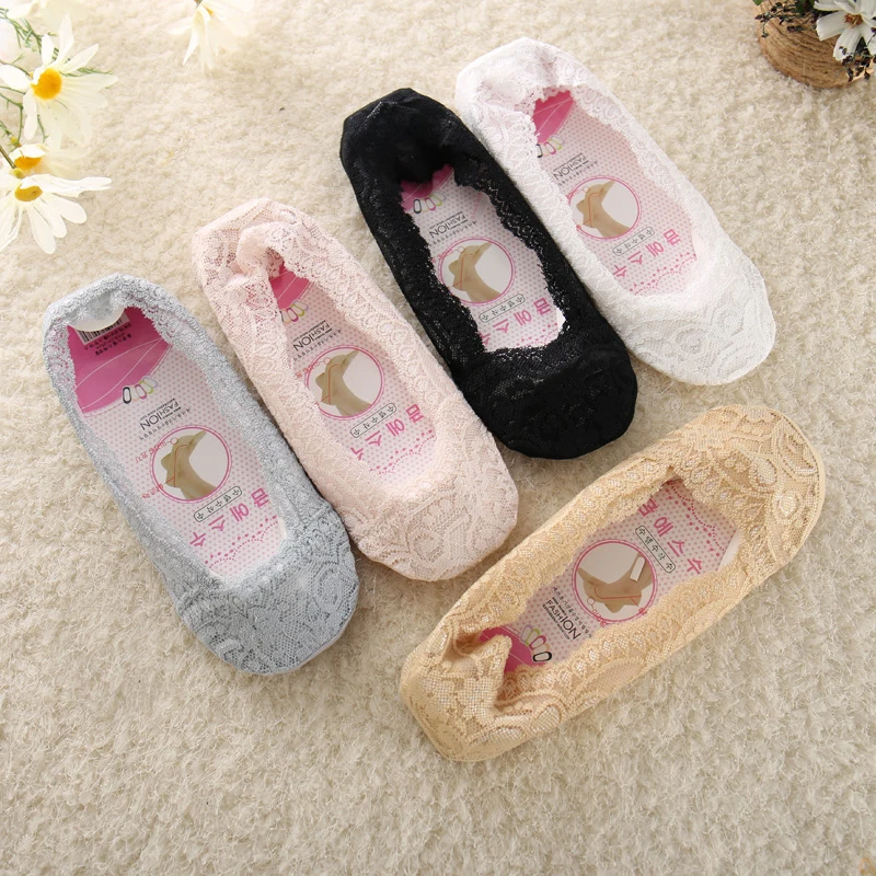 

Summer Fashion Woman Socks Shallow Mouth Iinvisible Lace Slippers Socks Silicone Feet Anti-Slip Socks Free Shipping