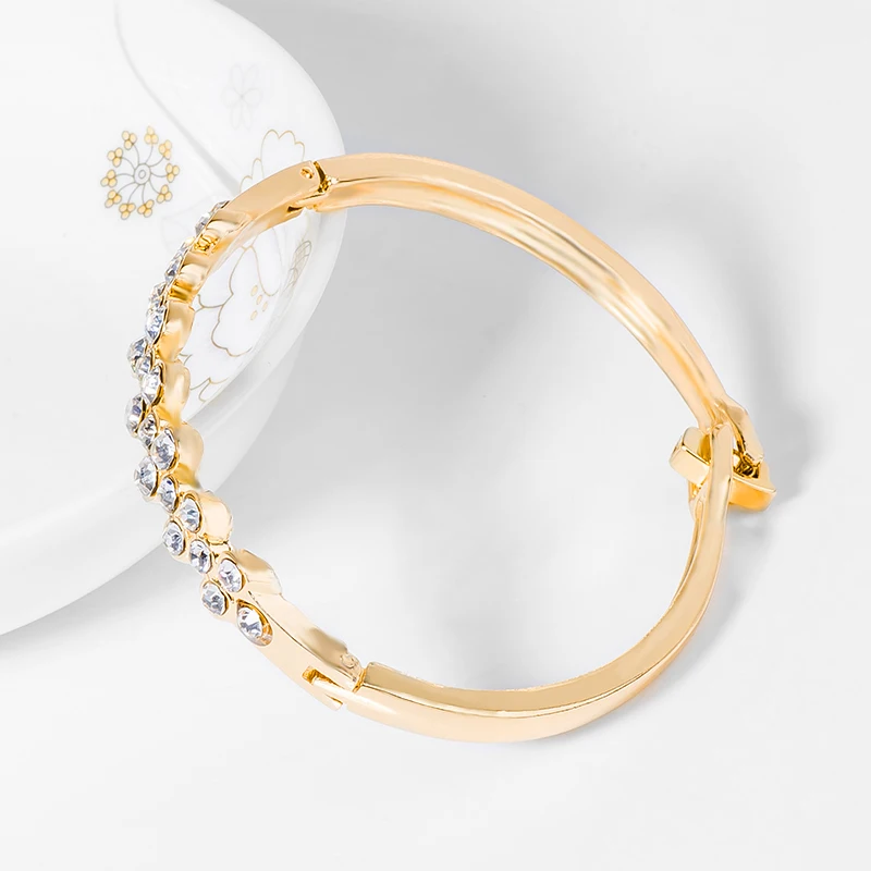 SHUANGR CZ Ювелирные изделия золотого цвета Круглый австрийский кристалл наручный браслет с цветами закрытый браслет для женщин DIA. 5,8 см TZ243