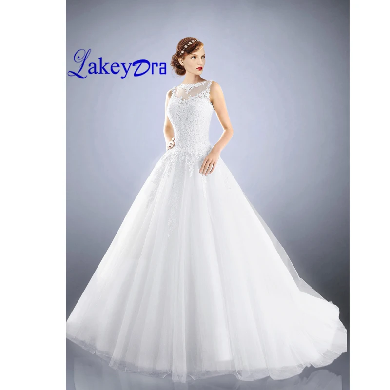 

Lakeydra White A-Line Long Weding Dresses Tulle Boat Neck Sleeveless with Appliques Button Back Plus Size Bridal Gowns