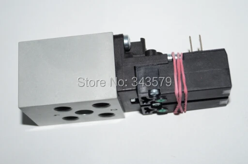 Roland ink valve,2625455,093K801640,Roland 700 machine parts (4)