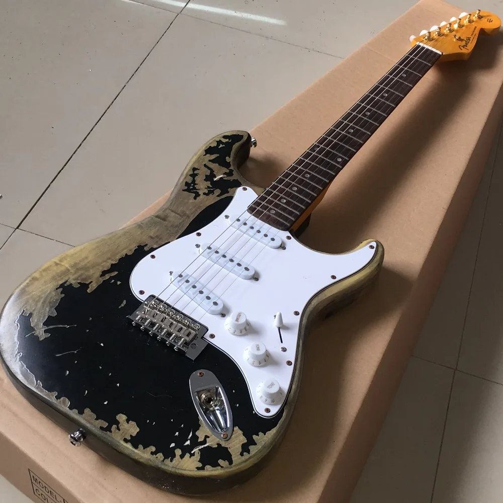

High Quality The new handmade remains ST electric guitar,Do old electric guitar,Real photo