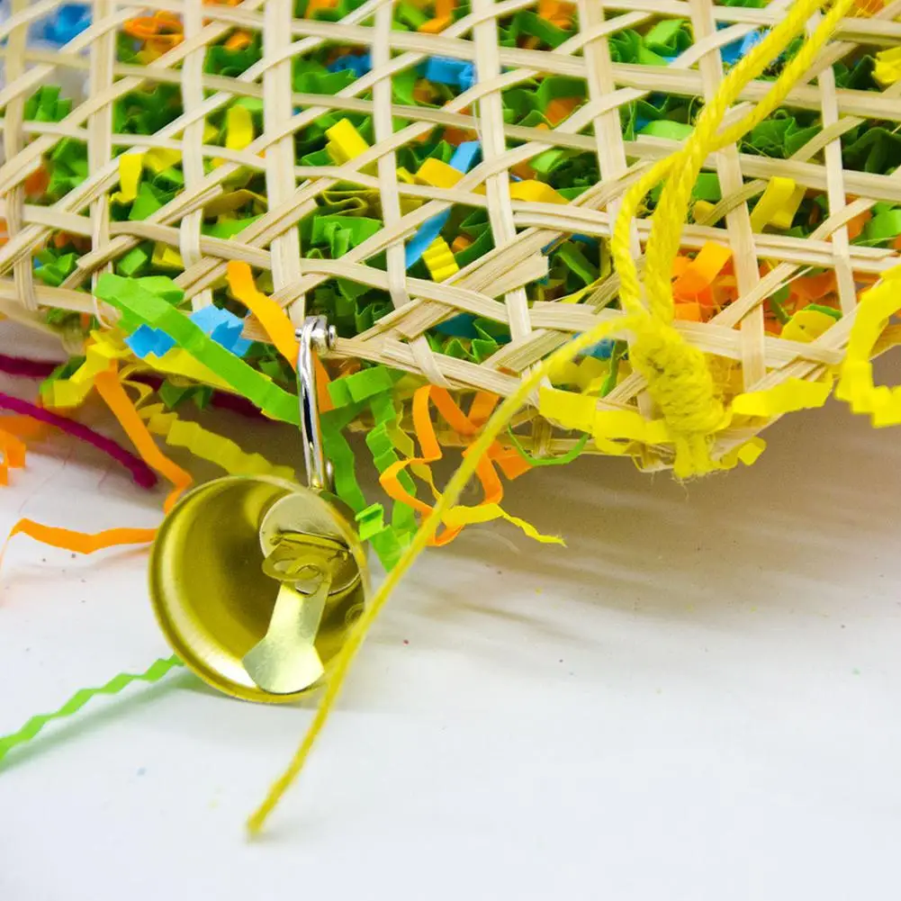 SaiDeng красочные попугая жевательная игрушка для кусания с колокольчиком Бамбук ткачество жевательной резинки, клетка для Товары для птиц-30