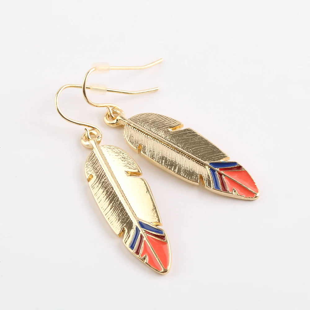 

1 Pair 2017 Newest Fashion Women Earrings Beauty Leaf Earrings Vintage Hook Earring Cute Feather Earrings Nice Gift