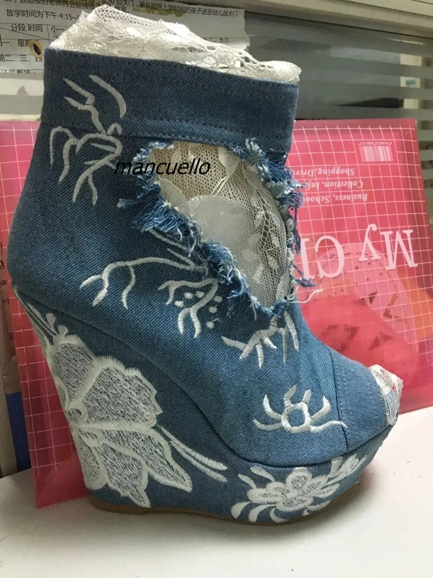 

Fancy Jean Lace Edge Sandal Boots Pretty Lace Patchwork Embroidered Flowers Decorated Peep Toe Wedge Sandals PlatformDress Shoes