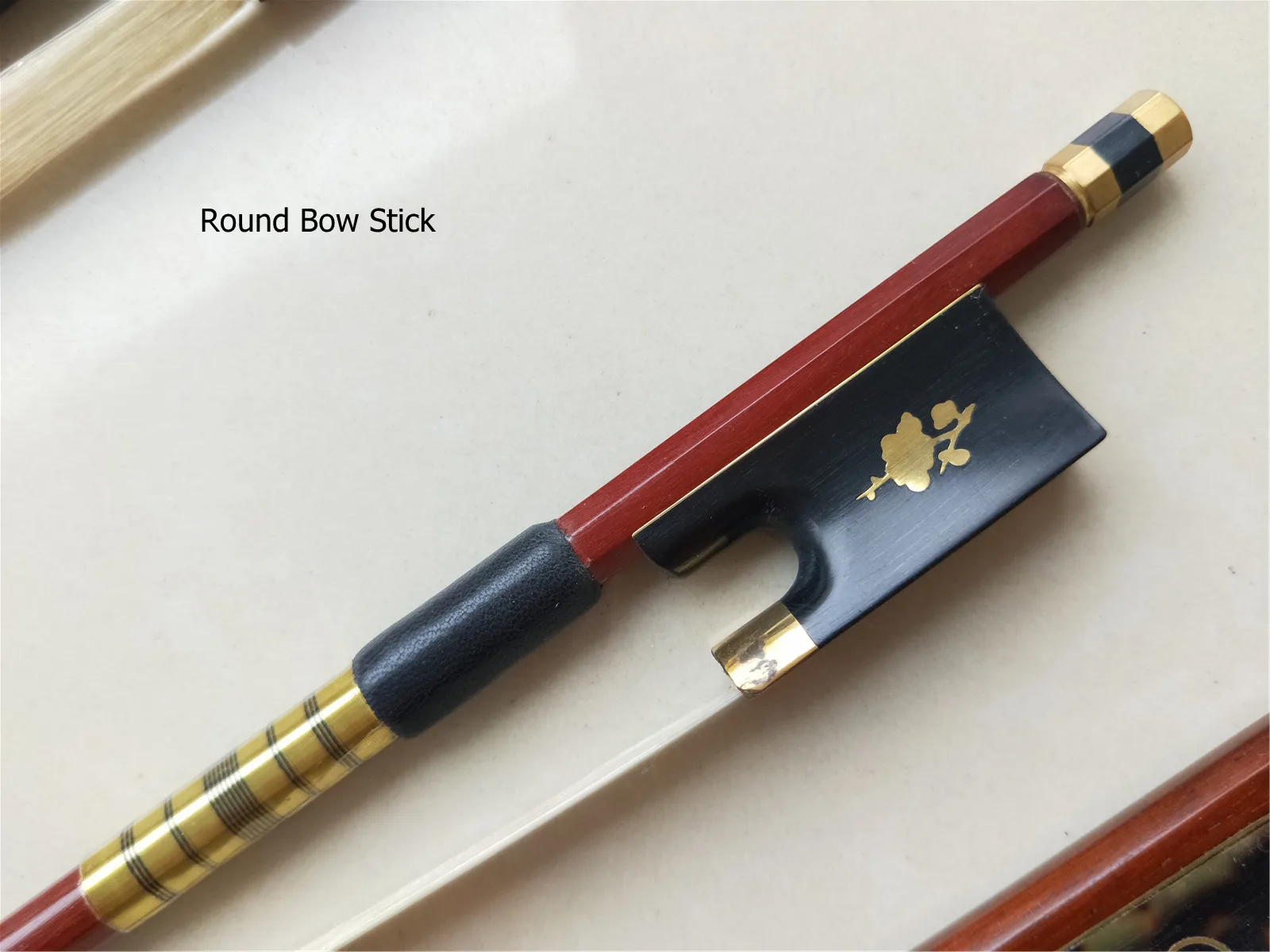 1 PC Violin Wood Bow 4/4 Brazil Wood Violin Bow Ebony Frog Hawksbill Frog White Stallion Horse Tail Hair 1 PC Violin Wood Bow 4/4 Brazil Wood Violin Bow Ebony Frog Hawksbill Frog White Stallion Horse Tail Hair