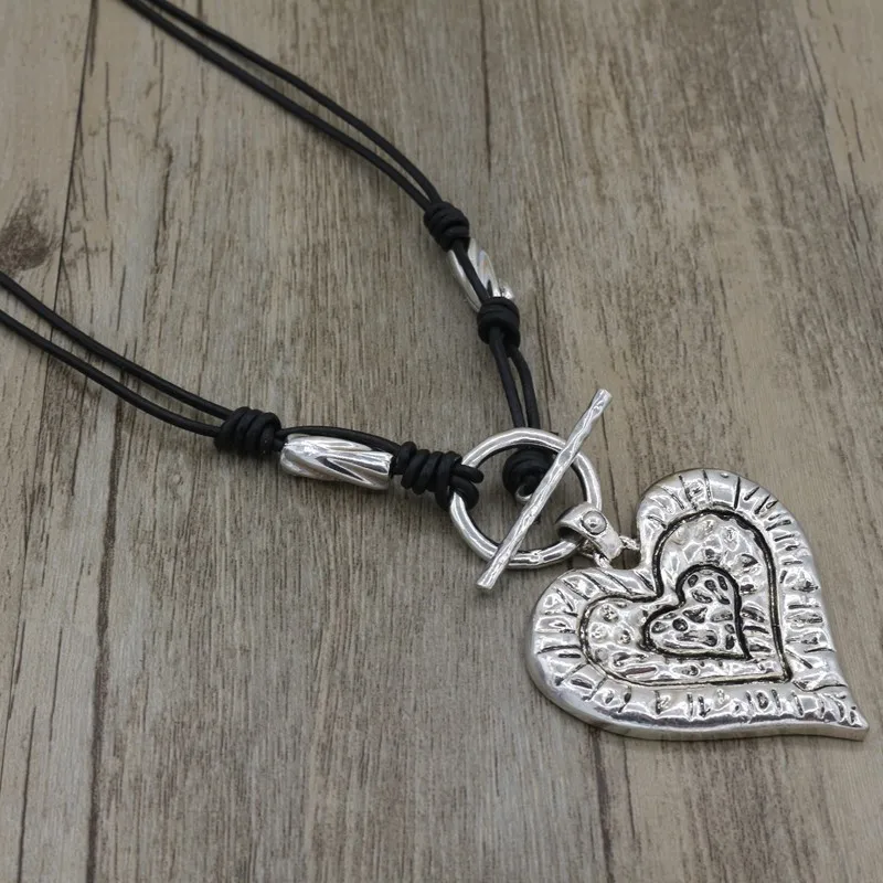 leather heart pendant necklace (6)