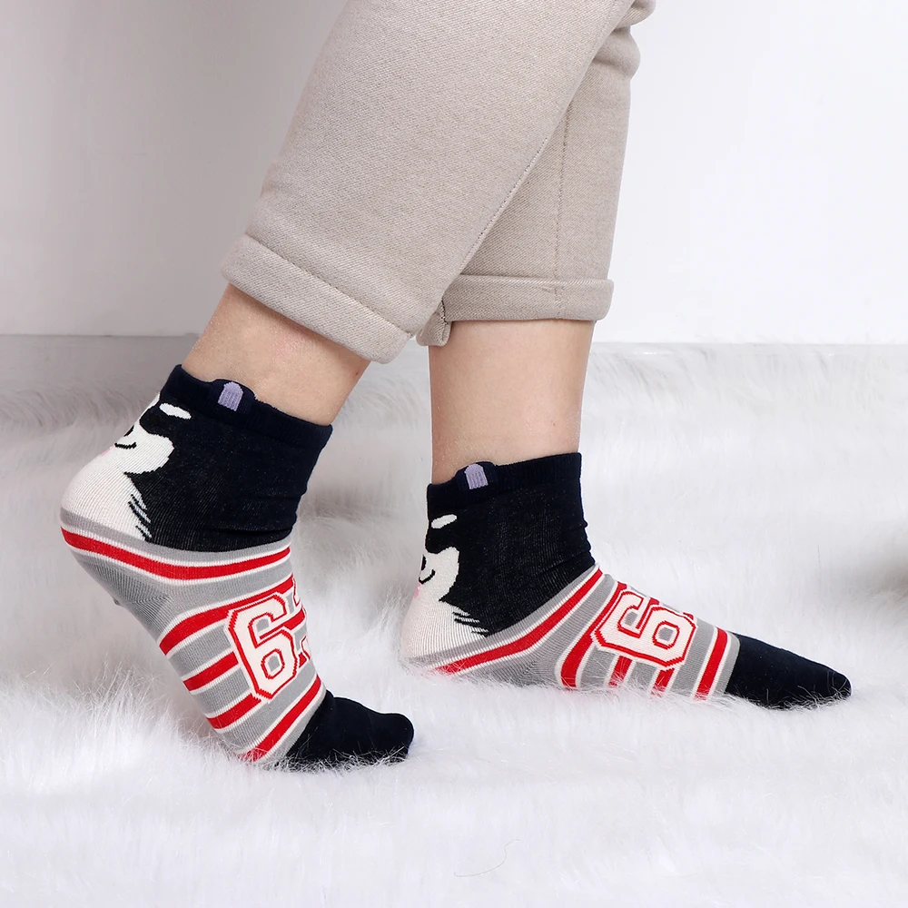 Unisex Fashion Cartoon Couple Socks Korean Style Dogs Numbers Stripe