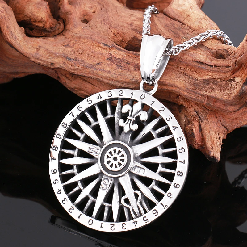 316 stainless steel jewelry Wholesale Compass Pendant