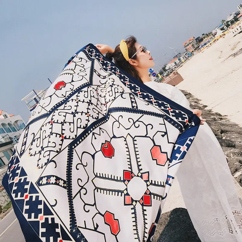 Новая горячая распродажа! Шелковое полотенце для пляжа путешествий. летний солнцезащитный шарф - Цвет: Многоцветный