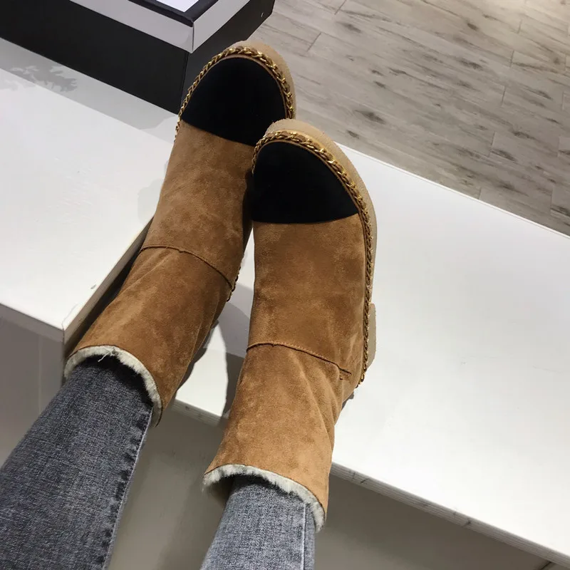 

Botas Mujer 2019 Winter Boots For Womens Round Toe Warm Fur Luxury Chains Sole Flats Women Two Tone Style Women Ankle Boots