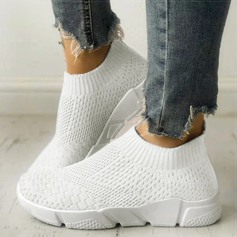 chaussure de basket blanche