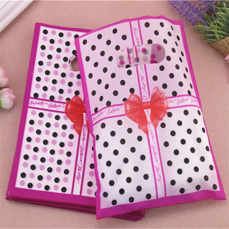 2016 New Style Wholesale 100pcs/lot 15*20cm Birthday Packaging Bags With Small Black Dot Plastic Shopping Bags