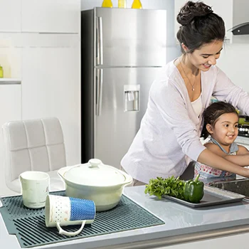 

Heat Resistant Silicone Square Dish Drying Mat Premium Tableware Dishwaser Durable Cushion Pad Dinnerware Table Mat Placemat