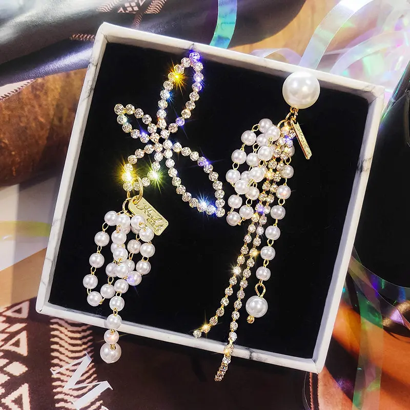 

Lubov Elegant Imitation Pearl Beads Chains Butterfly Dangle Earrings Personality Statement Asymmetric Women Drop Earrings 2019