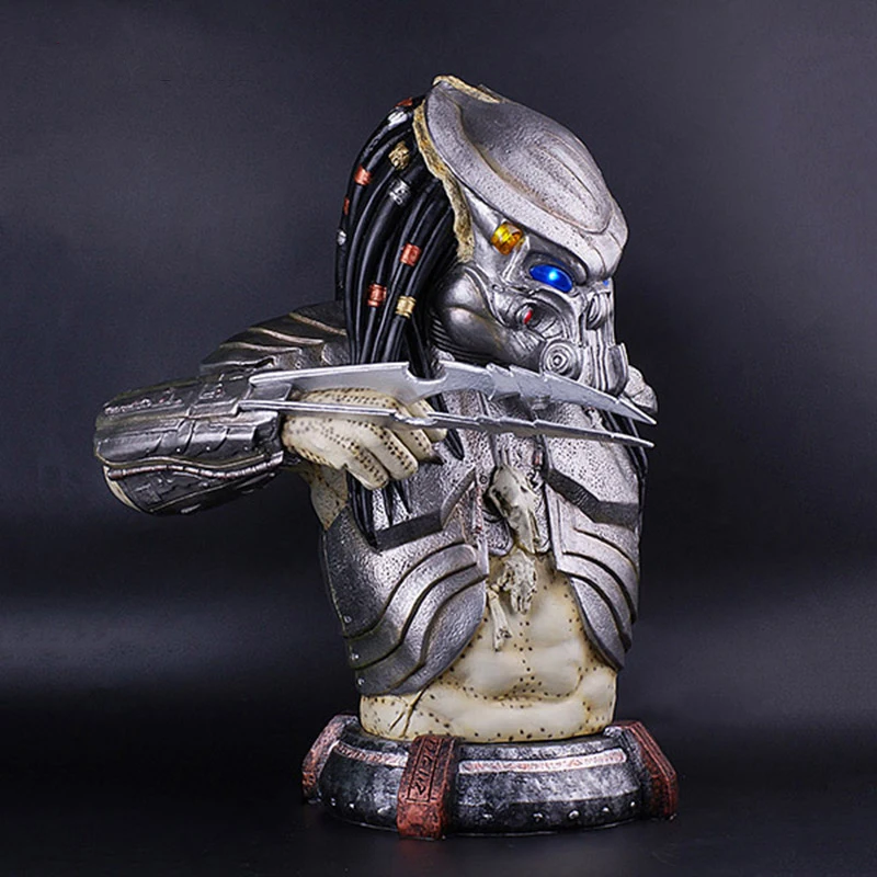 

Cool !1: 2 Predator 42CM Like Statue Resin Hand Work Model Office Decoration